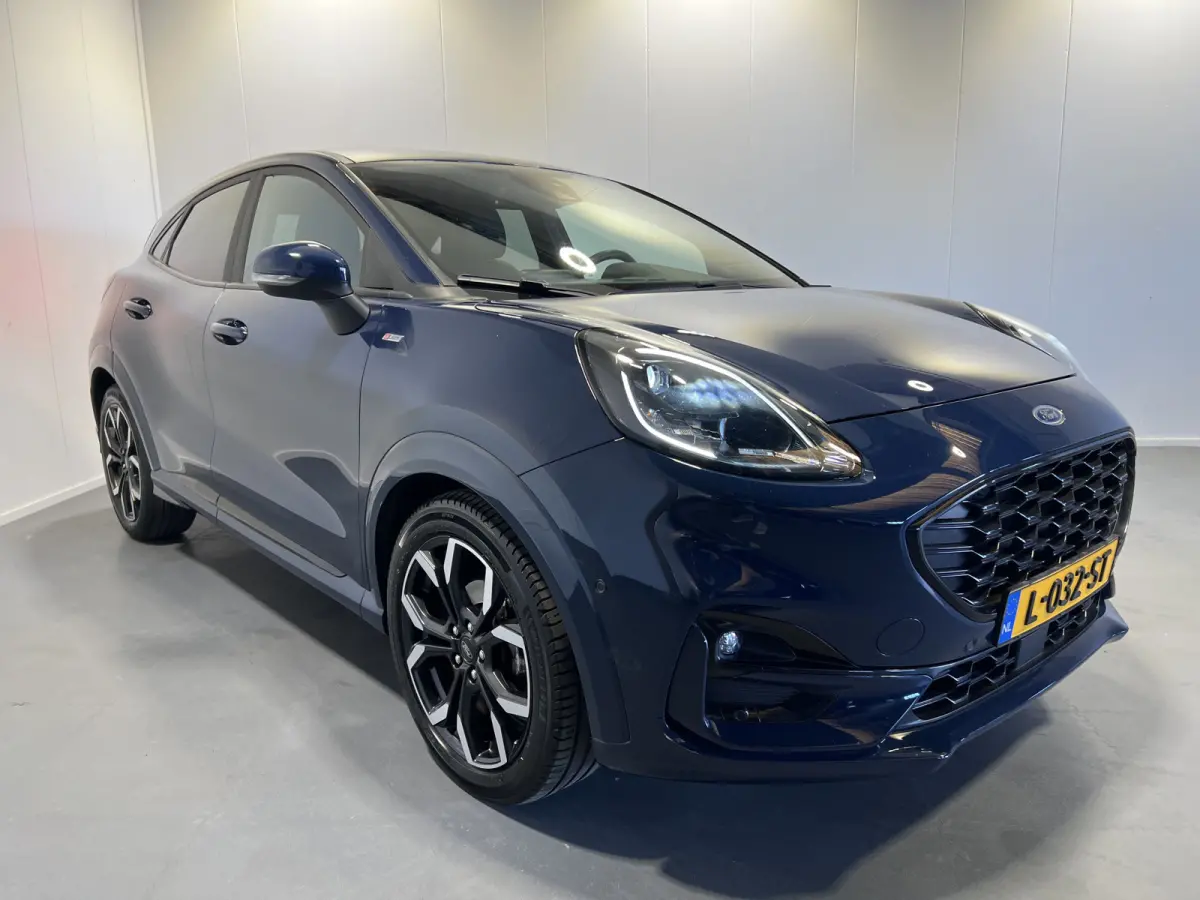1.0 EcoBoost ST-Line X | Navigatie/Android/Apple Carplay | LM Velgen 18" | Cruise Control | Achteruitrijcamera | LED Koplampen | Airco |