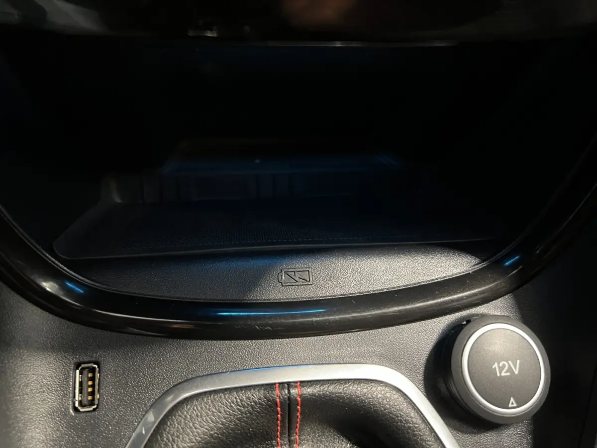1.0 EcoBoost ST-Line X | Navigatie/Android/Apple Carplay | LM Velgen 18" | Cruise Control | Achteruitrijcamera | LED Koplampen | Airco |
