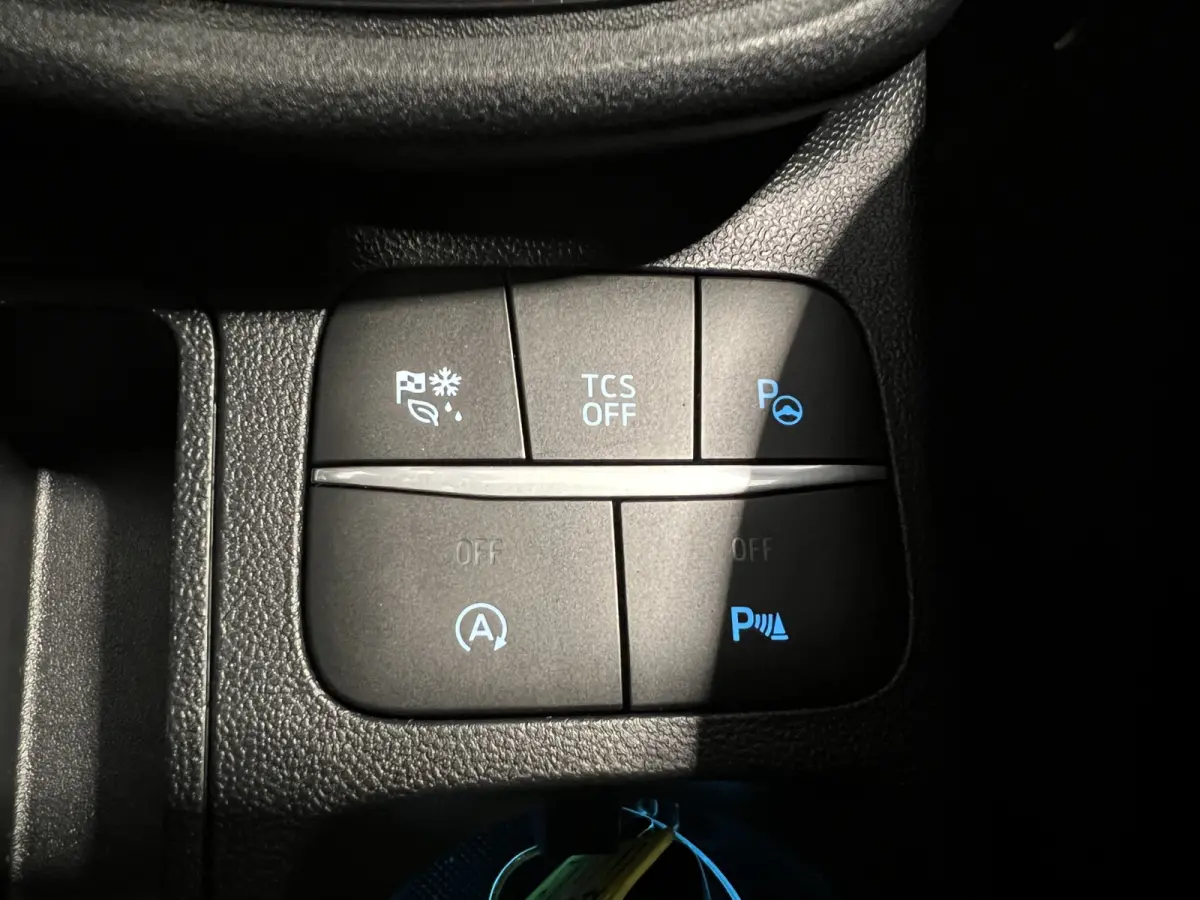 1.0 EcoBoost ST-Line X | Navigatie/Android/Apple Carplay | LM Velgen 18" | Cruise Control | Achteruitrijcamera | LED Koplampen | Airco |