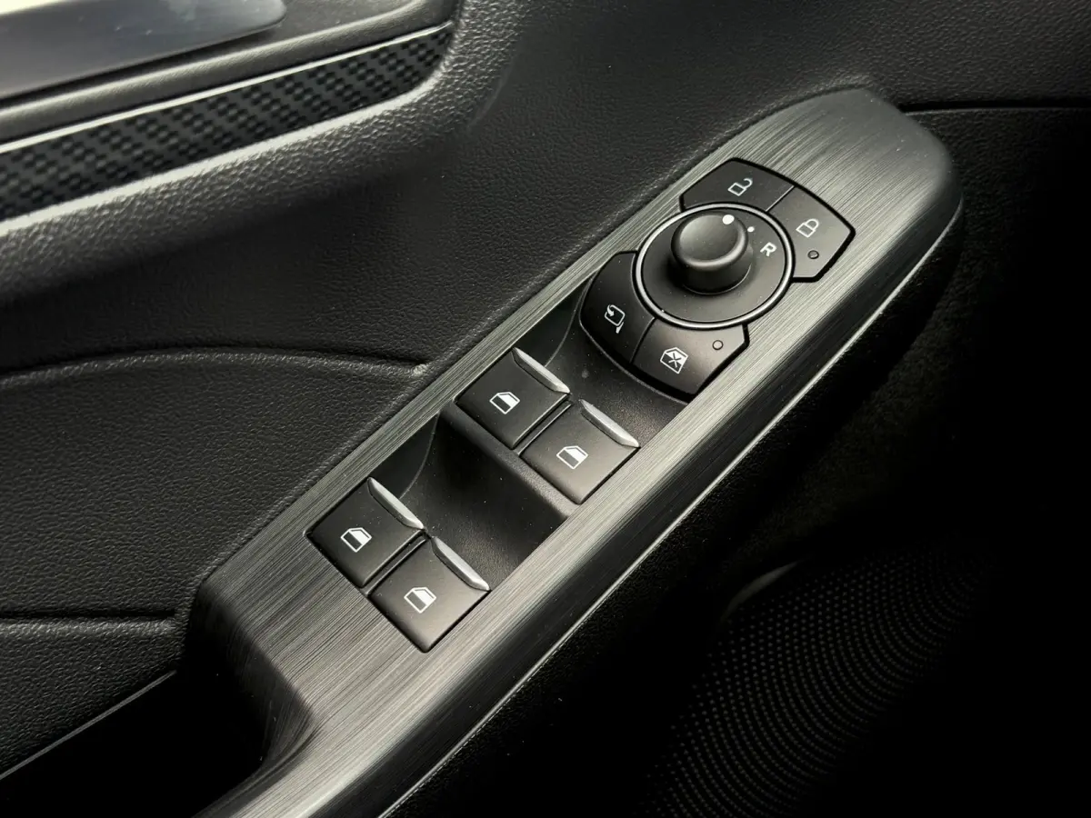 2.5 PHEV ST-Line | Trekhaak | Camera | Navi | Carplay | LED | Solar Silver