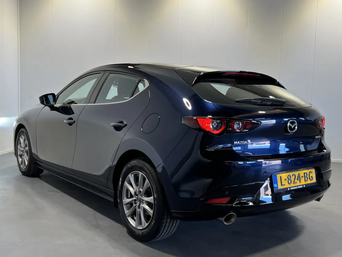 2.0 e-SkyActiv-X M Hybrid 186 | Navigatie/Android/Apple Carplay | LMV 16" | Cruise Control Adaptief | Airco | Dodehoekdetectie | LED Koplampen |