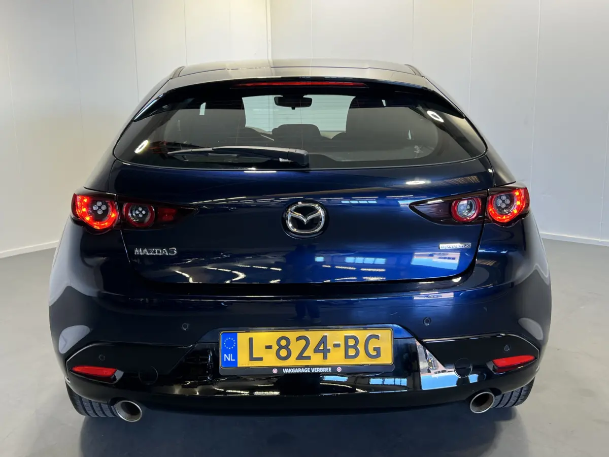2.0 e-SkyActiv-X M Hybrid 186 | Navigatie/Android/Apple Carplay | LMV 16" | Cruise Control Adaptief | Airco | Dodehoekdetectie | LED Koplampen |