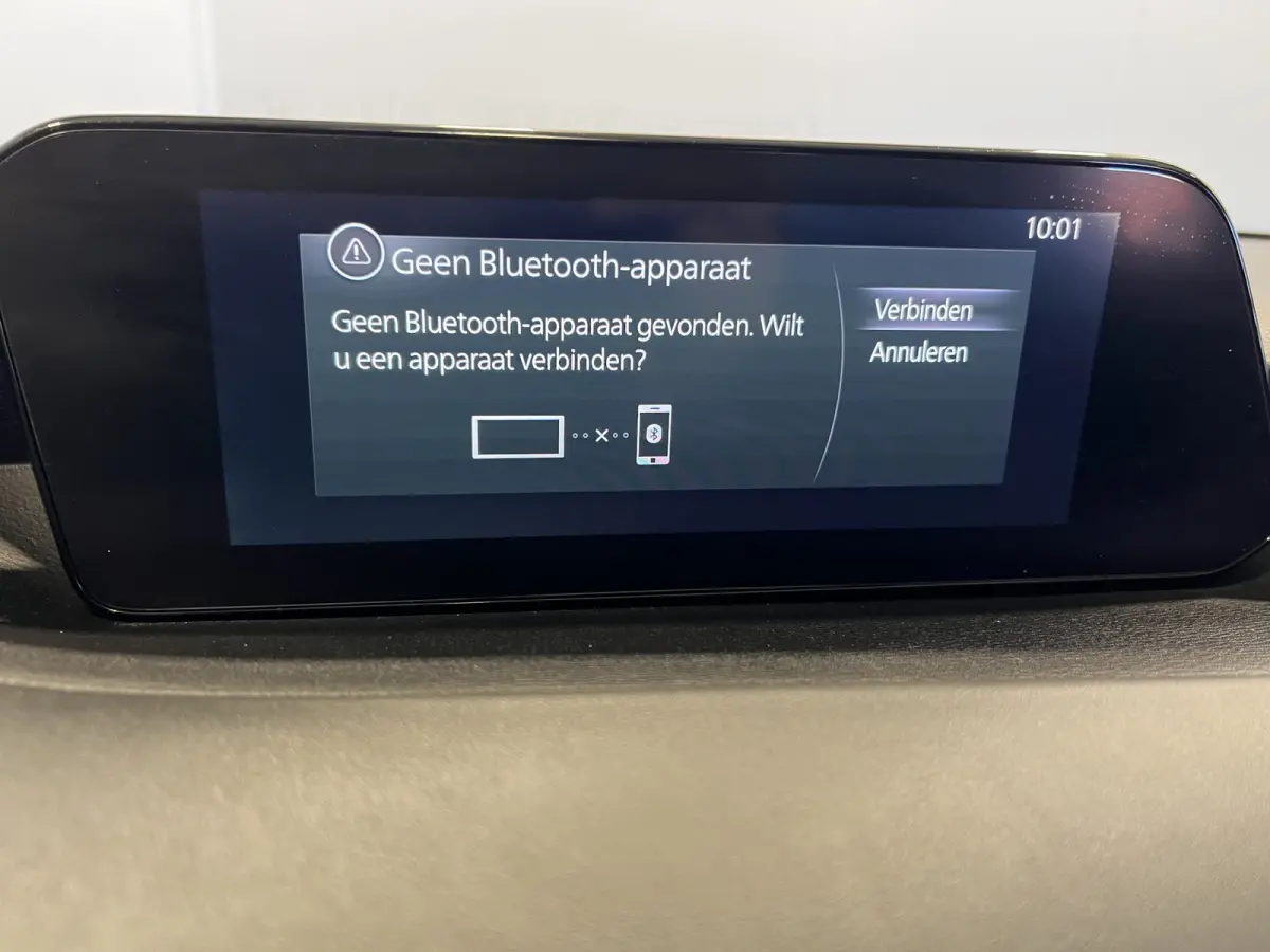 2.0 e-SkyActiv-X M Hybrid 186 | Navigatie/Android/Apple Carplay | LMV 16" | Cruise Control Adaptief | Airco | Dodehoekdetectie | LED Koplampen |