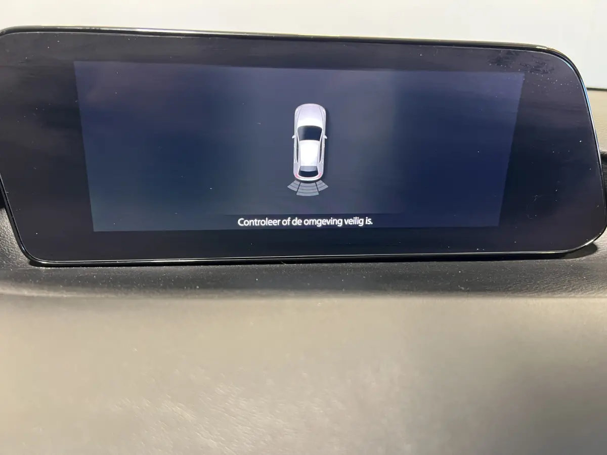 2.0 e-SkyActiv-X M Hybrid 186 | Navigatie/Android/Apple Carplay | LMV 16" | Cruise Control Adaptief | Airco | Dodehoekdetectie | LED Koplampen |