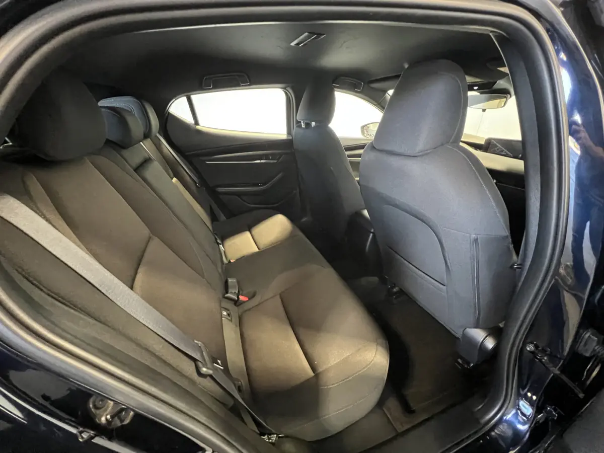 2.0 e-SkyActiv-X M Hybrid 186 | Navigatie/Android/Apple Carplay | LMV 16" | Cruise Control Adaptief | Airco | Dodehoekdetectie | LED Koplampen |