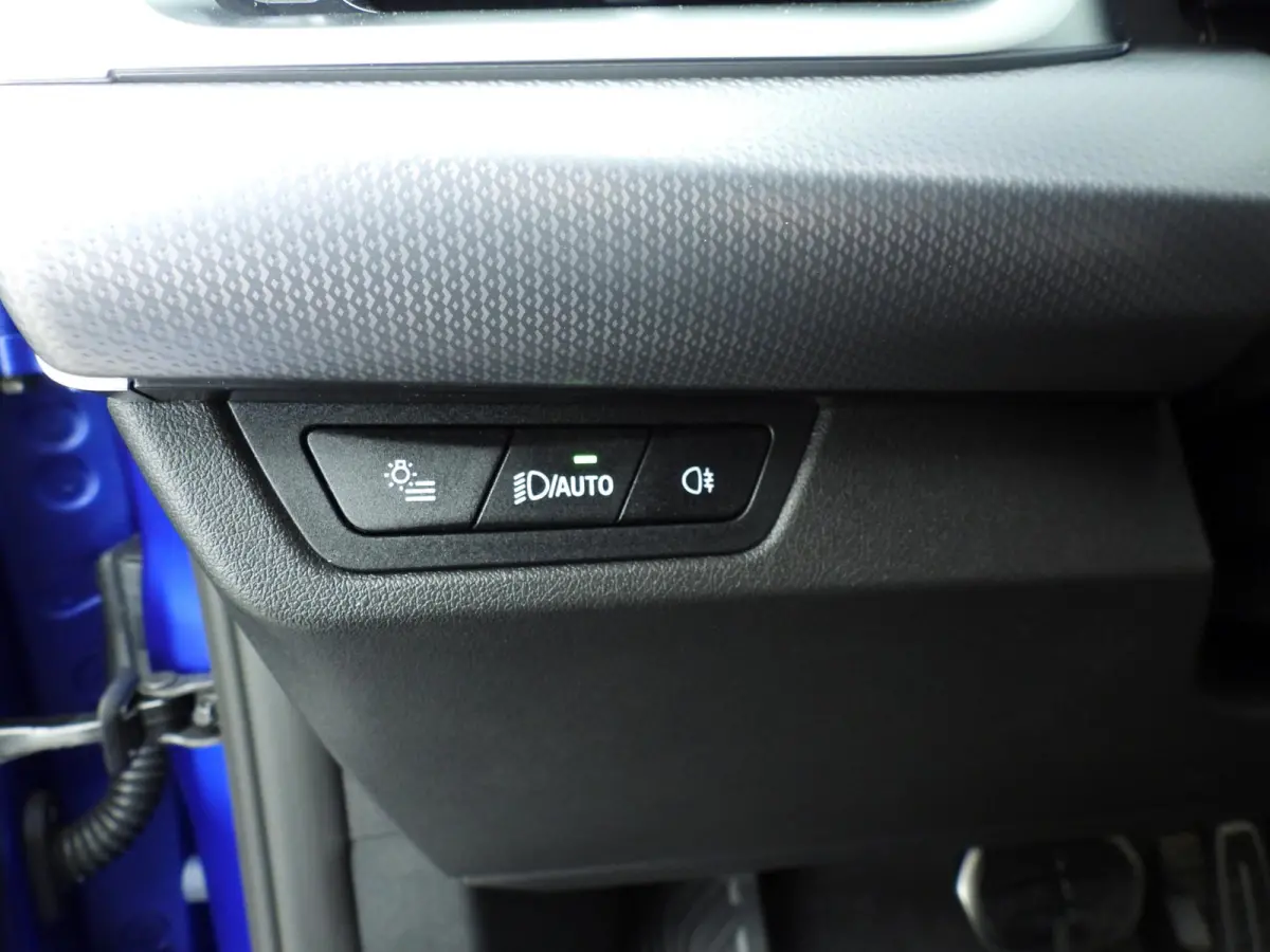 xDrive25e | M-Sportpakket | LED | HUD | Active cruise | Panoramadak | Trekhaak | Keyles go | DAB | Harman-kardon sound | Alu 20 inch