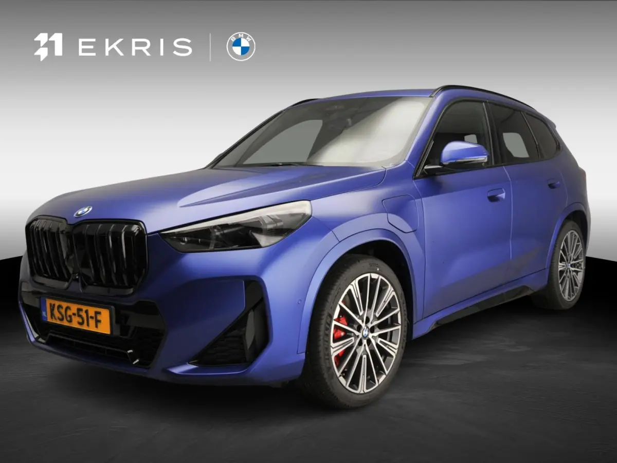 xDrive25e | M-Sportpakket | LED | HUD | Active cruise | Panoramadak | Trekhaak | Keyles go | DAB | Harman-kardon sound | Alu 20 inch