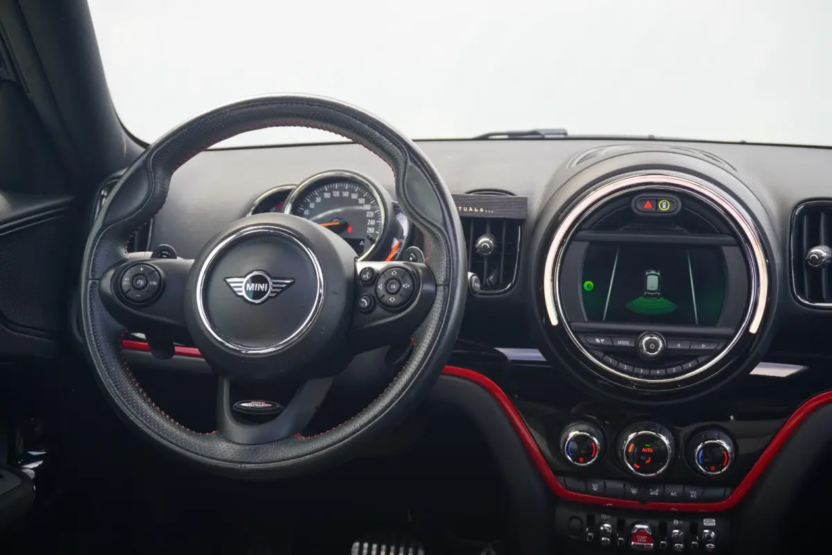 Cooper S Hammersmith | John Cooper Works Uitvoering | Panoramadak | Comfort Access | Driving Assistant