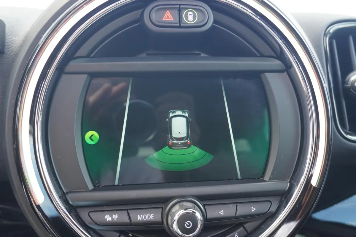 Cooper S Hammersmith | John Cooper Works Uitvoering | Panoramadak | Comfort Access | Driving Assistant