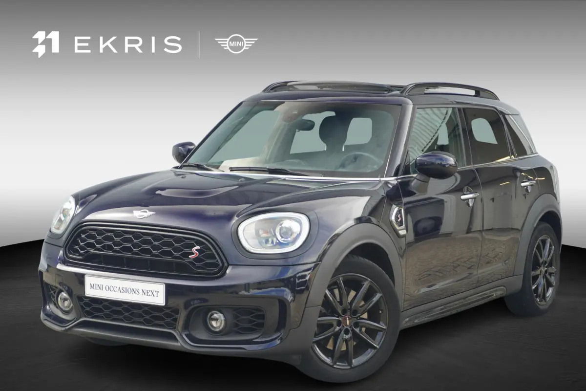 Cooper S Hammersmith | John Cooper Works Uitvoering | Panoramadak | Comfort Access | Driving Assistant