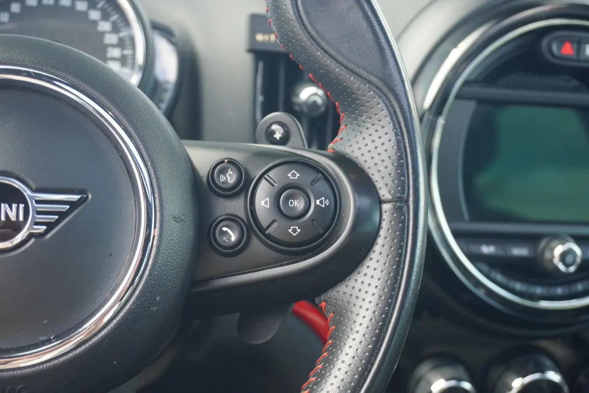 Cooper S Hammersmith | John Cooper Works Uitvoering | Panoramadak | Comfort Access | Driving Assistant