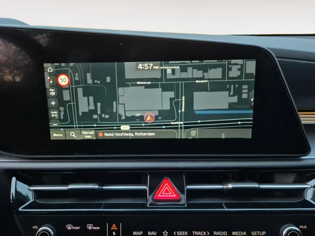 1.6 GDi Hybrid DynamicPlusLine | Climate Control | Navigatie | Open Dak | Leer | Stoelverwarming | Stuurverwarming | Elektrische Kofferbak |