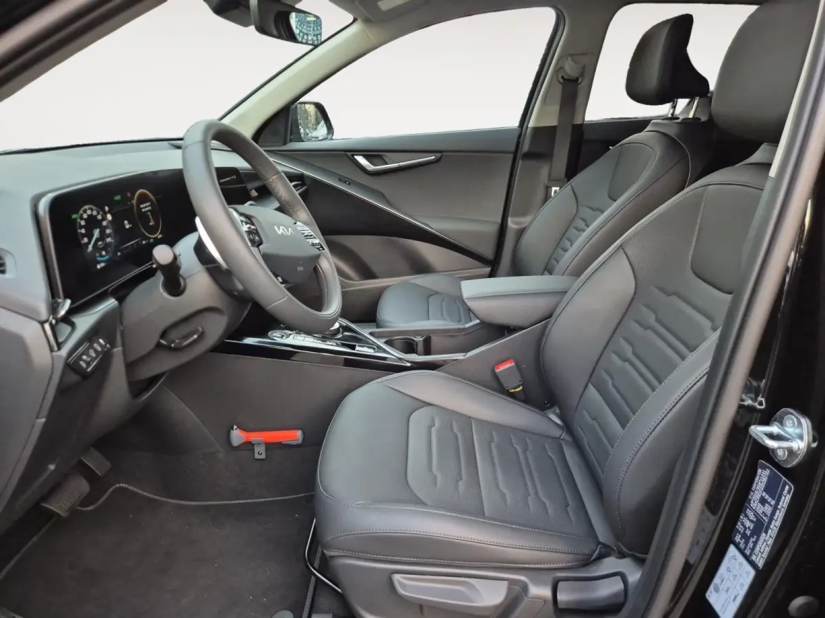1.6 GDi Hybrid DynamicPlusLine | Climate Control | Navigatie | Open Dak | Leer | Stoelverwarming | Stuurverwarming | Elektrische Kofferbak |