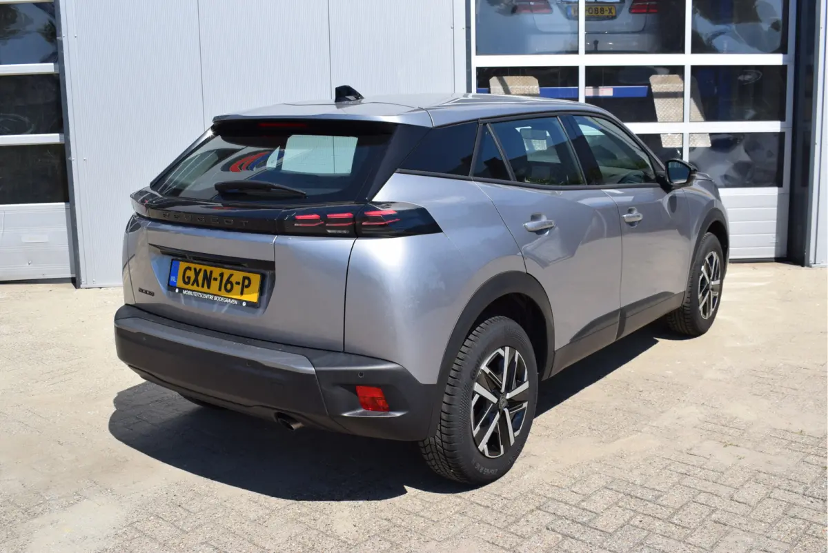 1.2 Active 100PK | NL-Auto | Camera | Apple Carplay/Android Auto