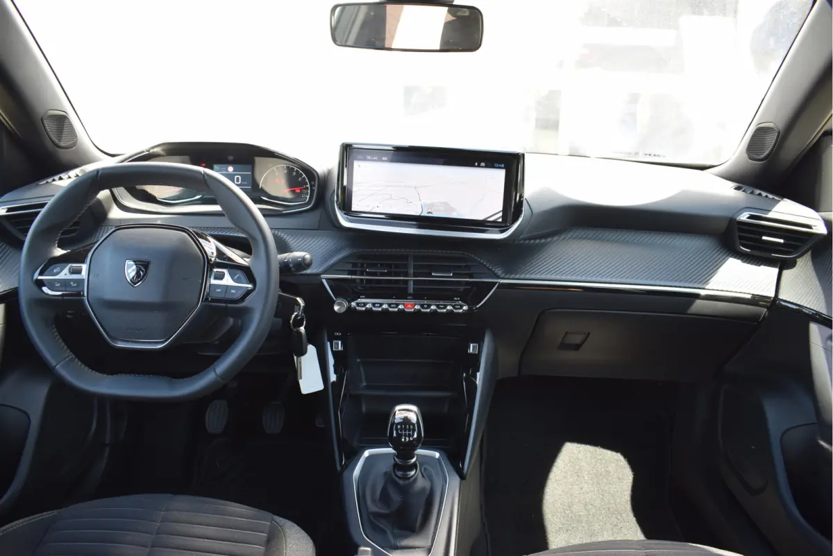 1.2 Active 100PK | NL-Auto | Camera | Apple Carplay/Android Auto