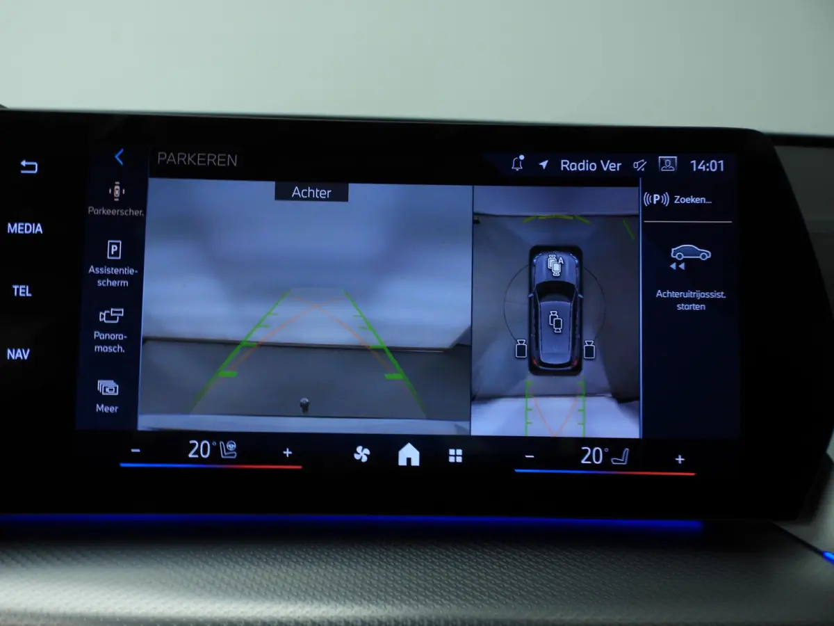 xDrive25e | M-Sportpakket | LED | HUD | Active cruise | Panoramadak | Trekhaak | Stoelverwarming | DAB | Harman-kardon sound | Alu 20 inch