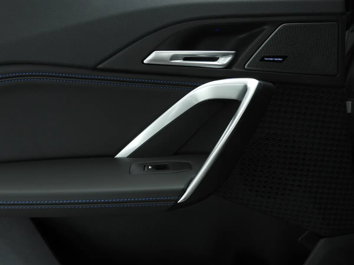 xDrive25e | M-Sportpakket | LED | HUD | Active cruise | Panoramadak | Trekhaak | Stoelverwarming | DAB | Harman-kardon sound | Alu 20 inch