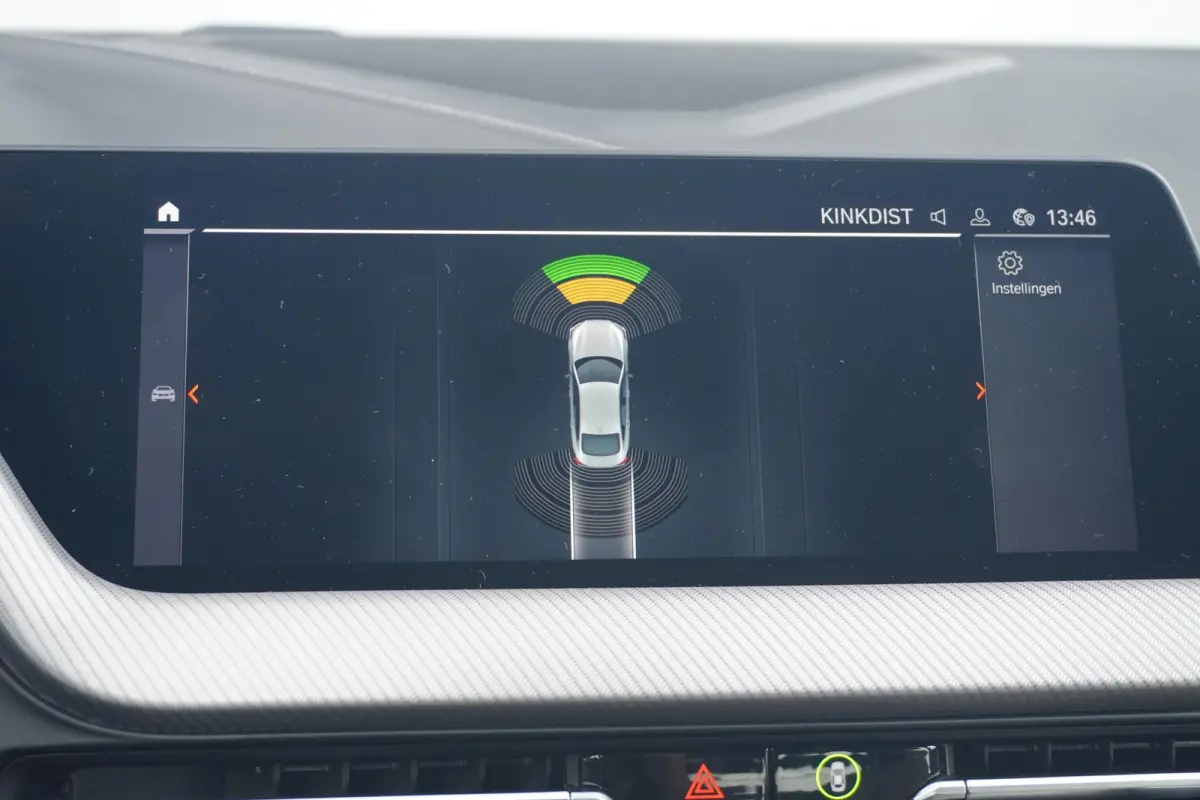 218i | M Sportpakket | Comfort Pack | Hi-Fi | Stuur & Stoelverwarming | Cruise Control