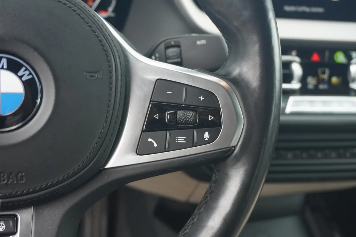 218i | M Sportpakket | Comfort Pack | Hi-Fi | Stuur & Stoelverwarming | Cruise Control