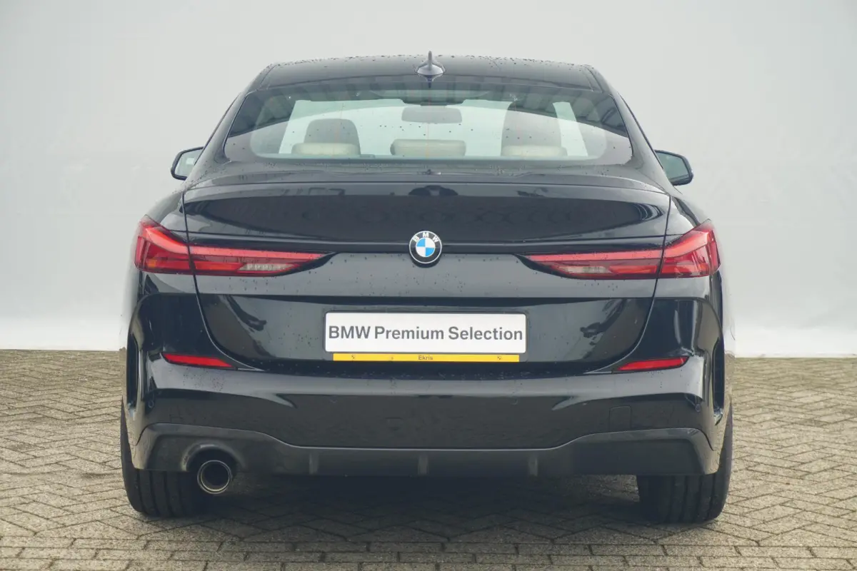 218i | M Sportpakket | Comfort Pack | Hi-Fi | Stuur & Stoelverwarming | Cruise Control