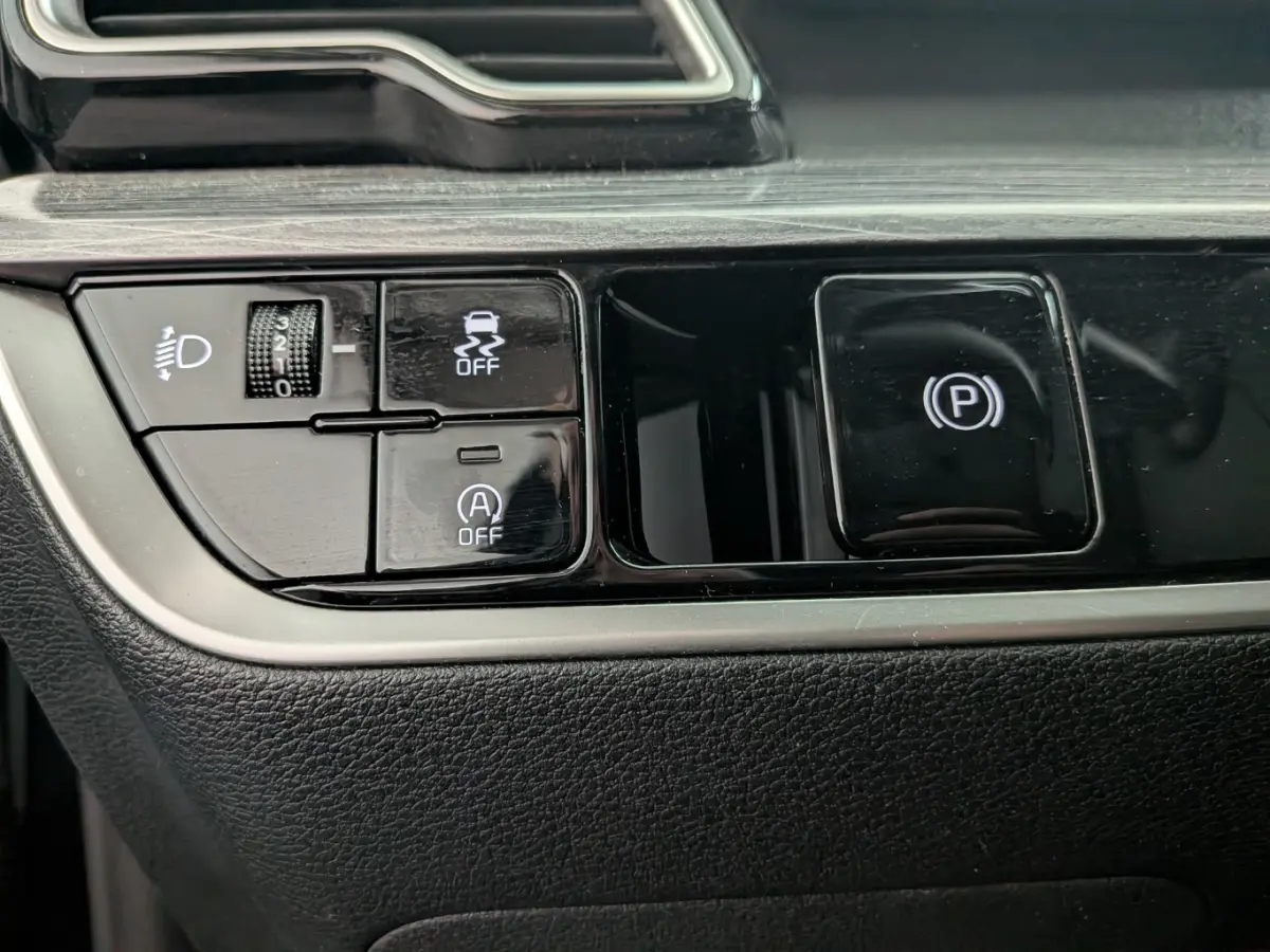 1.6 T-GDi 150pk MHEV DynamicLine Trekhaak | Carplay | Adap Cruise | Dealer auto |