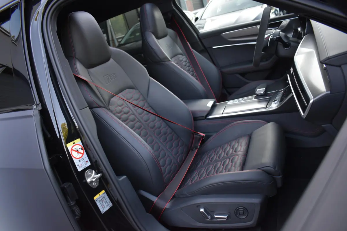 RS 6 TFSI quattro performance Pano Urban Carbon Stoelkoel B&O Leder