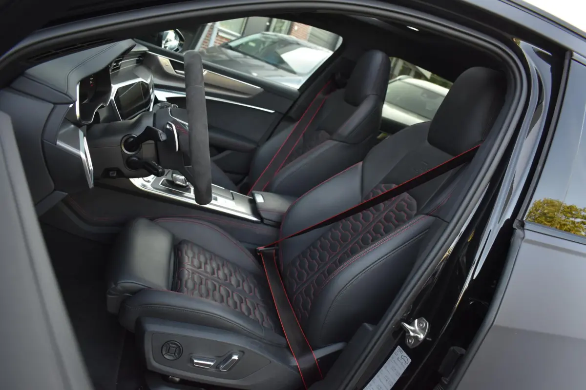 RS 6 TFSI quattro performance Pano Urban Carbon Stoelkoel B&O Leder