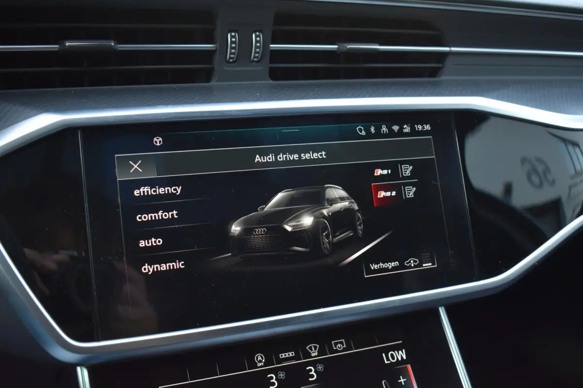 RS 6 TFSI quattro performance Pano Urban Carbon Stoelkoel B&O Leder