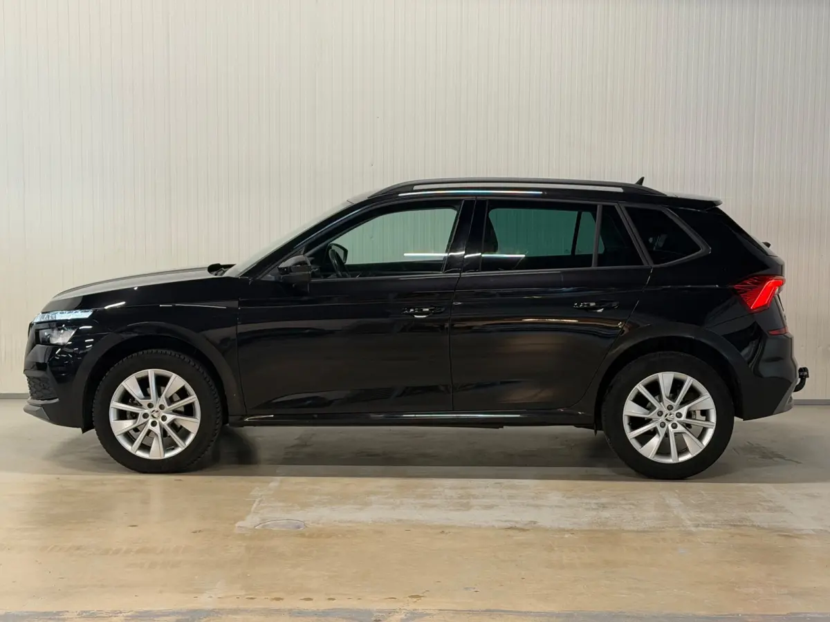 1.0 TSI Sport Business | ACC | CARPLAY | TREKHAAK | AUTOMAAT