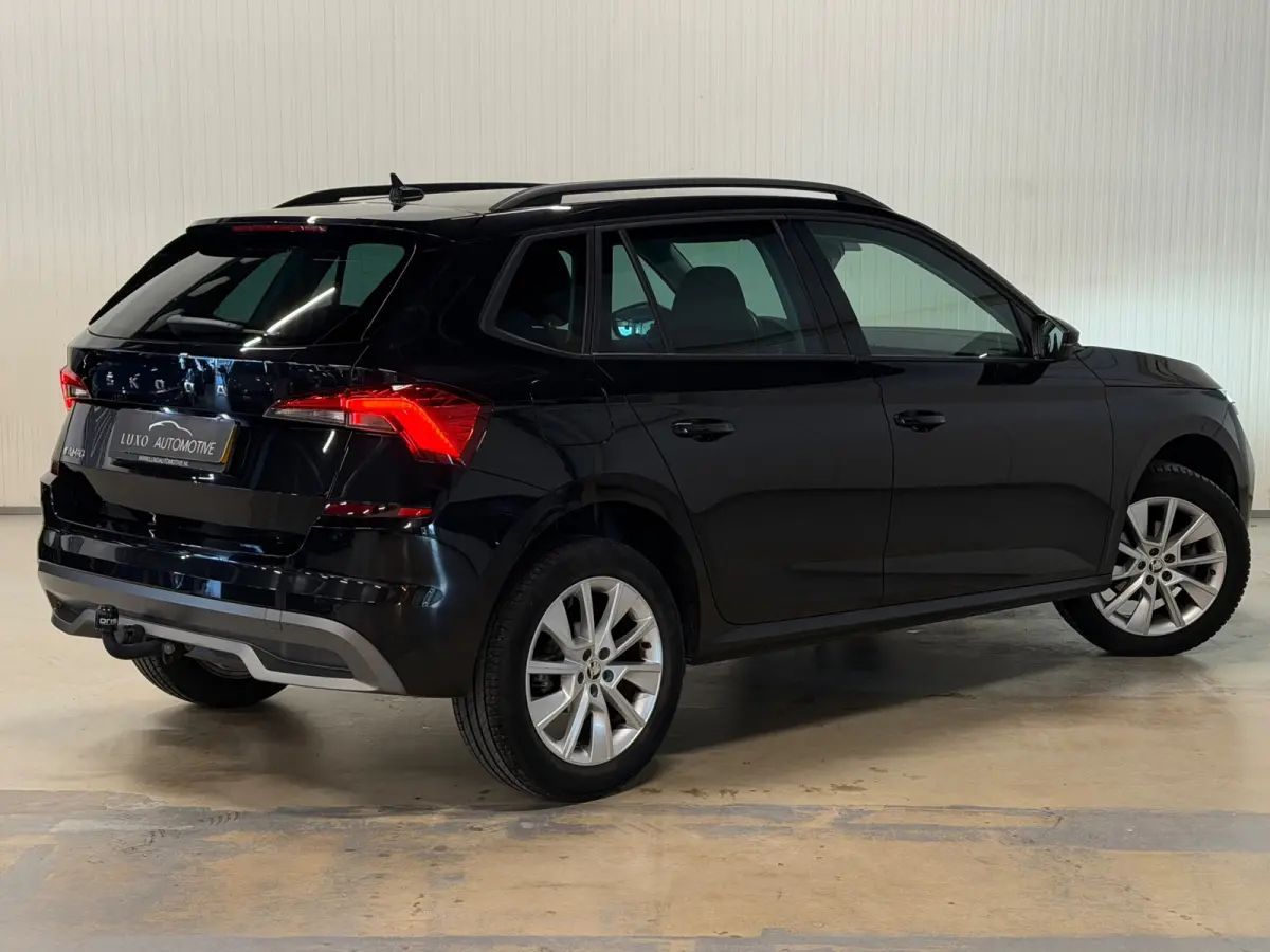 1.0 TSI Sport Business | ACC | CARPLAY | TREKHAAK | AUTOMAAT