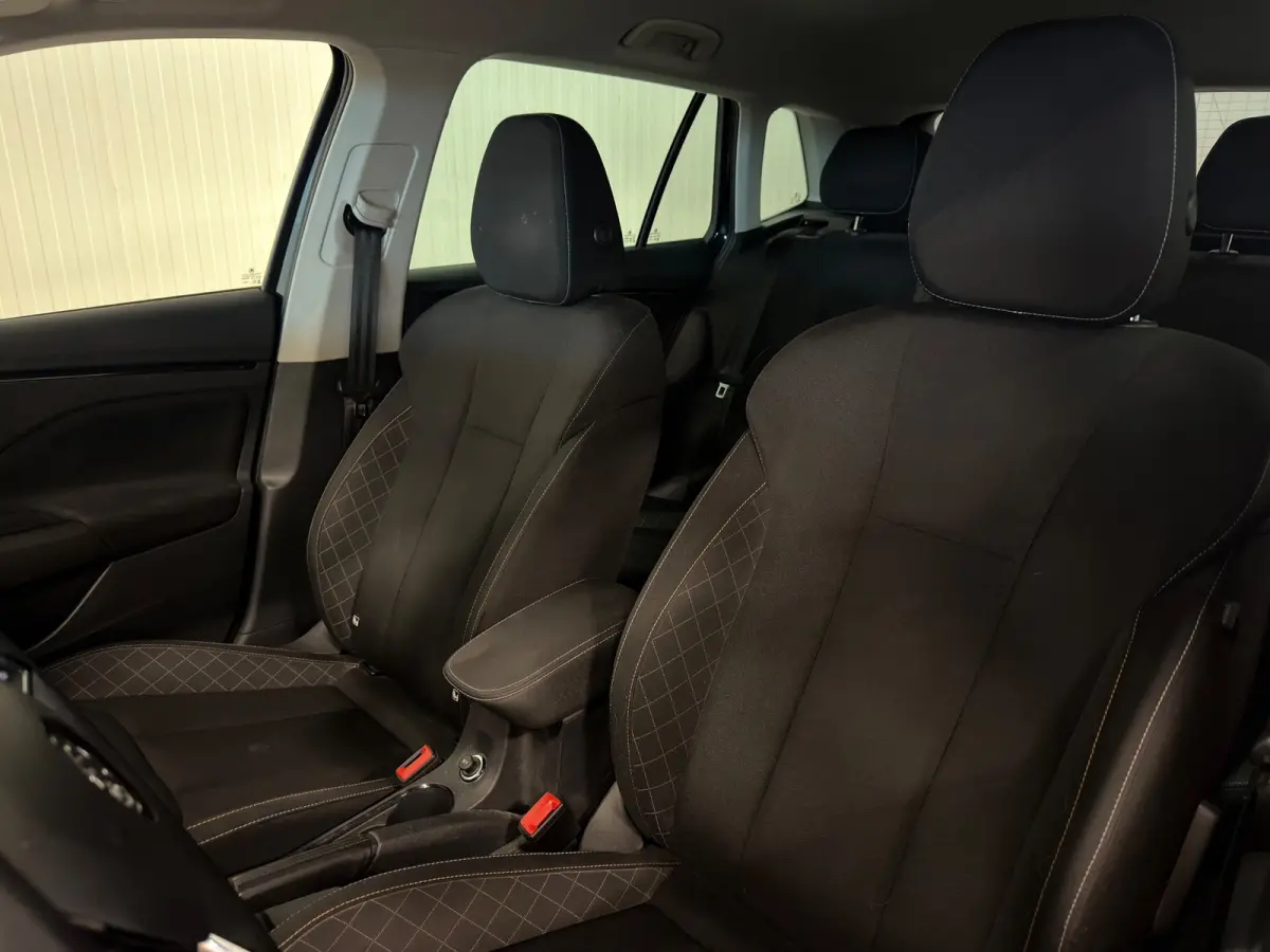 1.0 TSI Sport Business | ACC | CARPLAY | TREKHAAK | AUTOMAAT