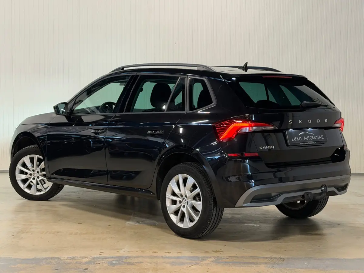 1.0 TSI Sport Business | ACC | CARPLAY | TREKHAAK | AUTOMAAT