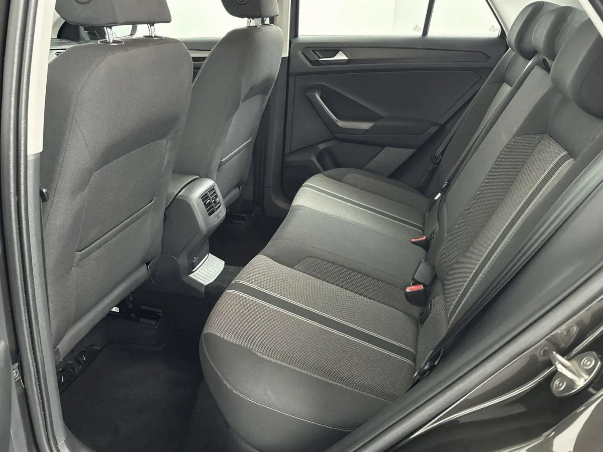 1.0 TSI Style Origineel Nederlands | Trekhaak | Apple Carplay | Android Auto | Parkeersensoren Voor en Achter