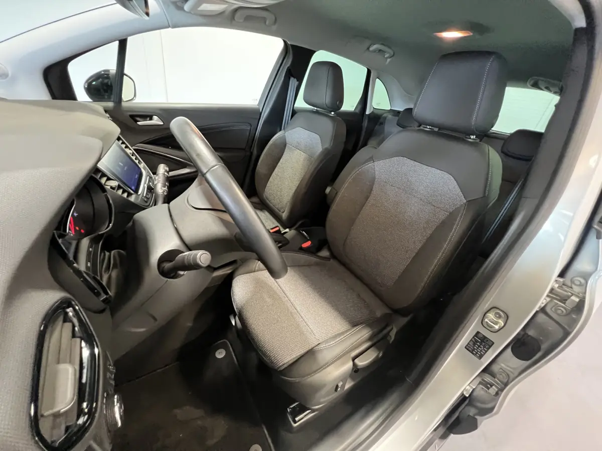 1.2 Turbo Elegance | Navigatie/Android/Apple Carplay | LMV 16" | Cruise Control | PDC Voor en Achter | Airco | DAB |