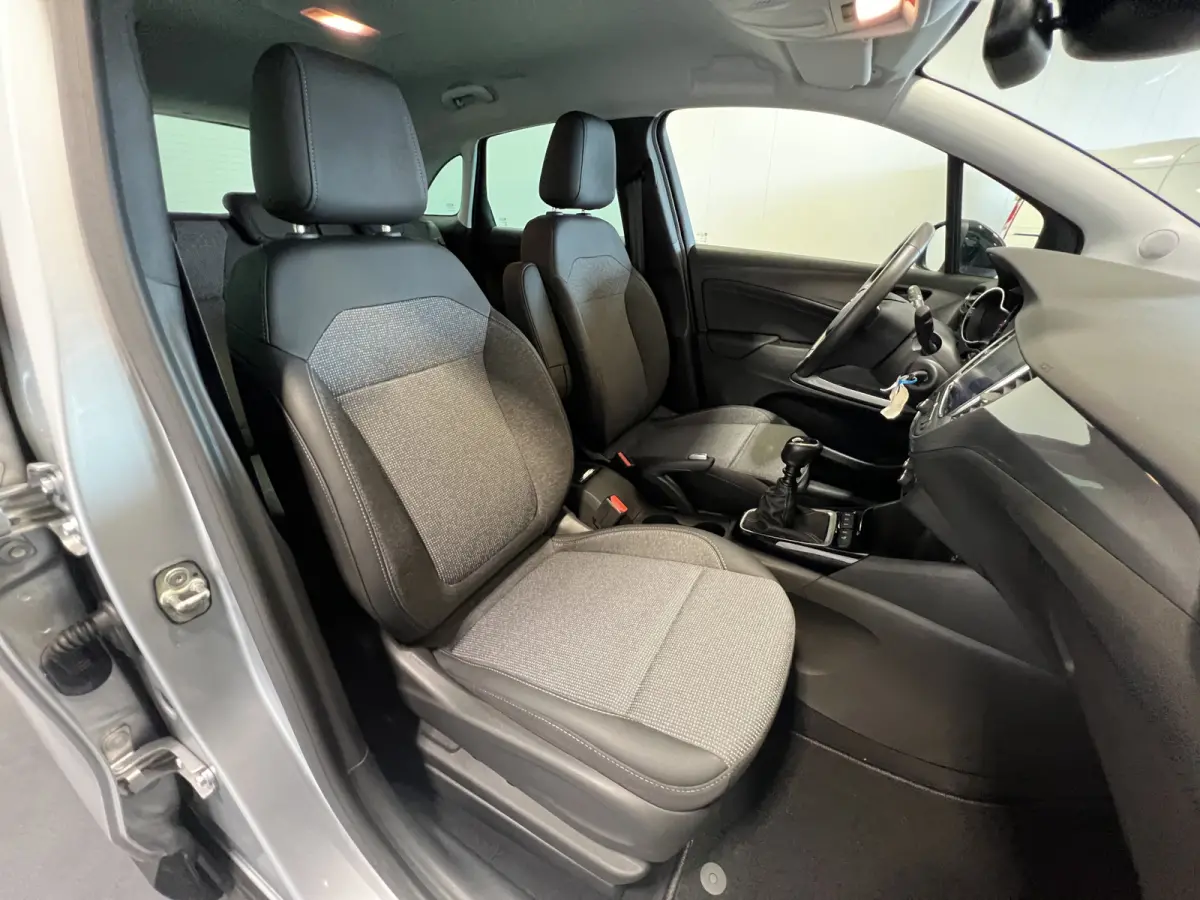 1.2 Turbo Elegance | Navigatie/Android/Apple Carplay | LMV16" | Cruise Control | PDC Voor en Achter | Airco | DAB |
