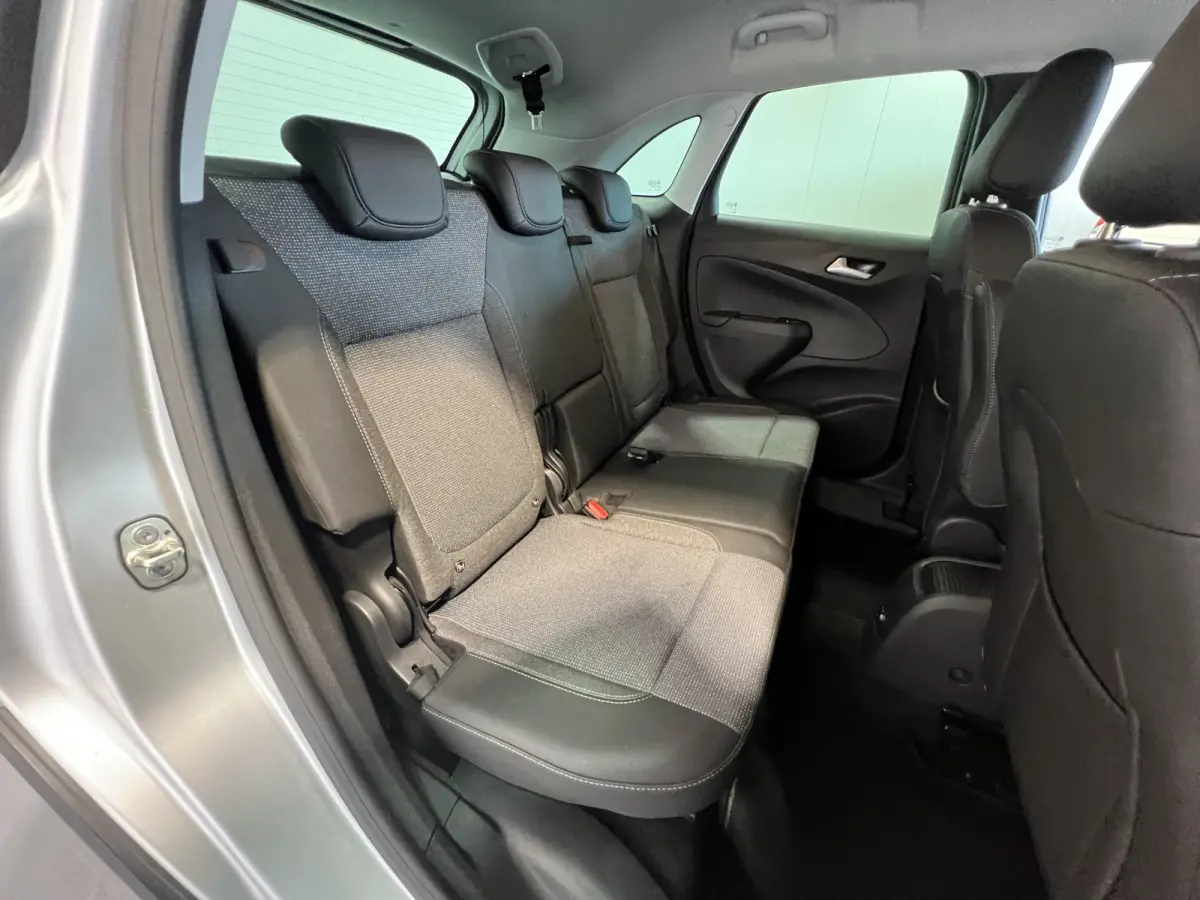 1.2 Turbo Elegance | Navigatie/Android/Apple Carplay | LMV16" | Cruise Control | PDC Voor en Achter | Airco | DAB |