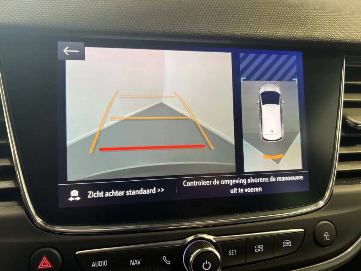 1.2 Turbo Elegance | Navigatie/Android/Apple Carplay | LMV16" | Cruise Control | PDC Voor en Achter | Airco | DAB |