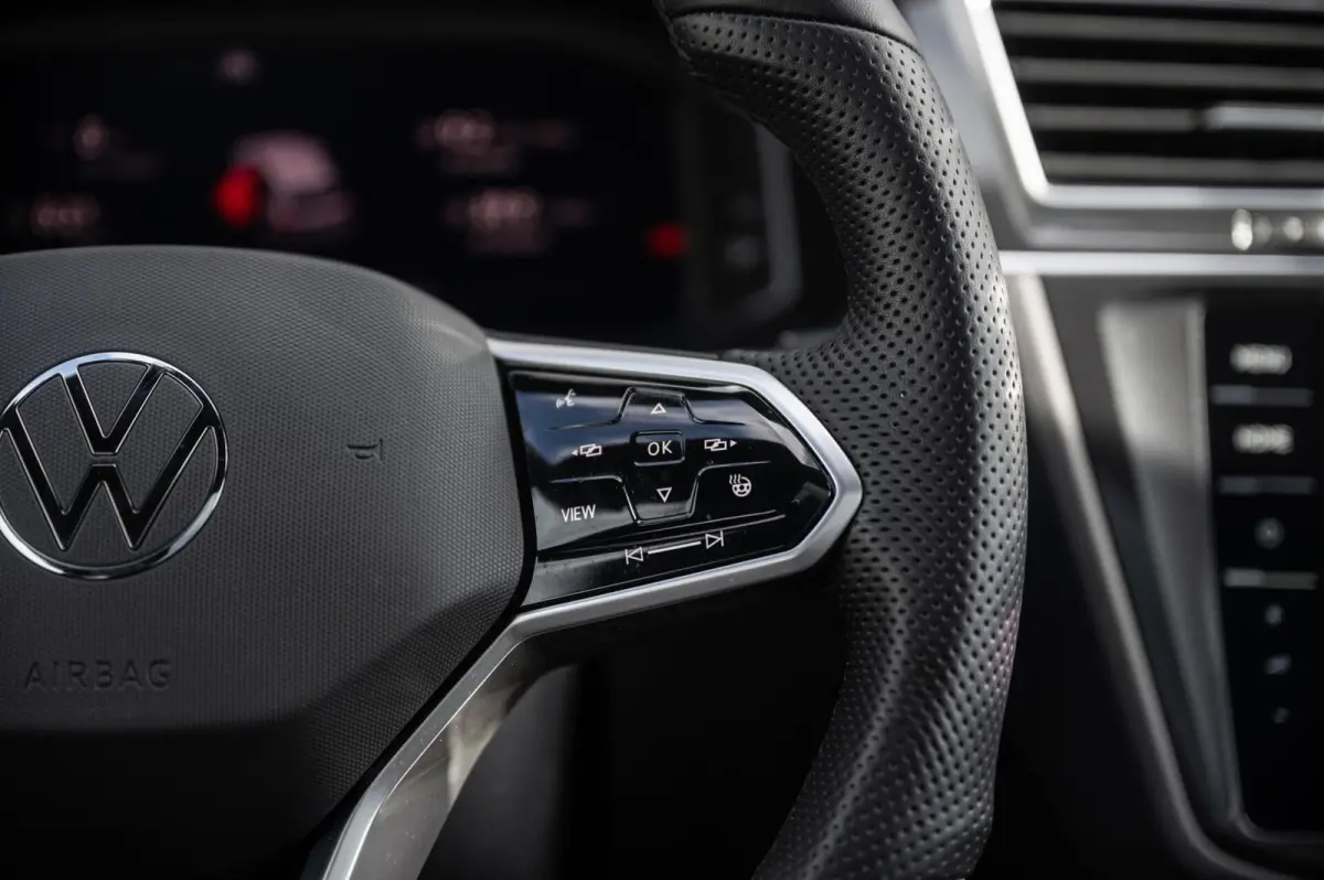1.4 TSI eHybrid R-Line PANO TREKHAAK ACC STUURVERWARMING