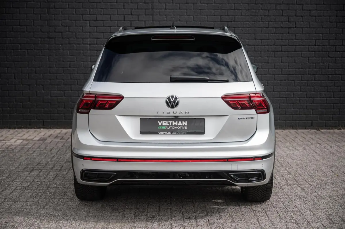 1.4 TSI eHybrid R-Line PANO TREKHAAK ACC STUURVERWARMING