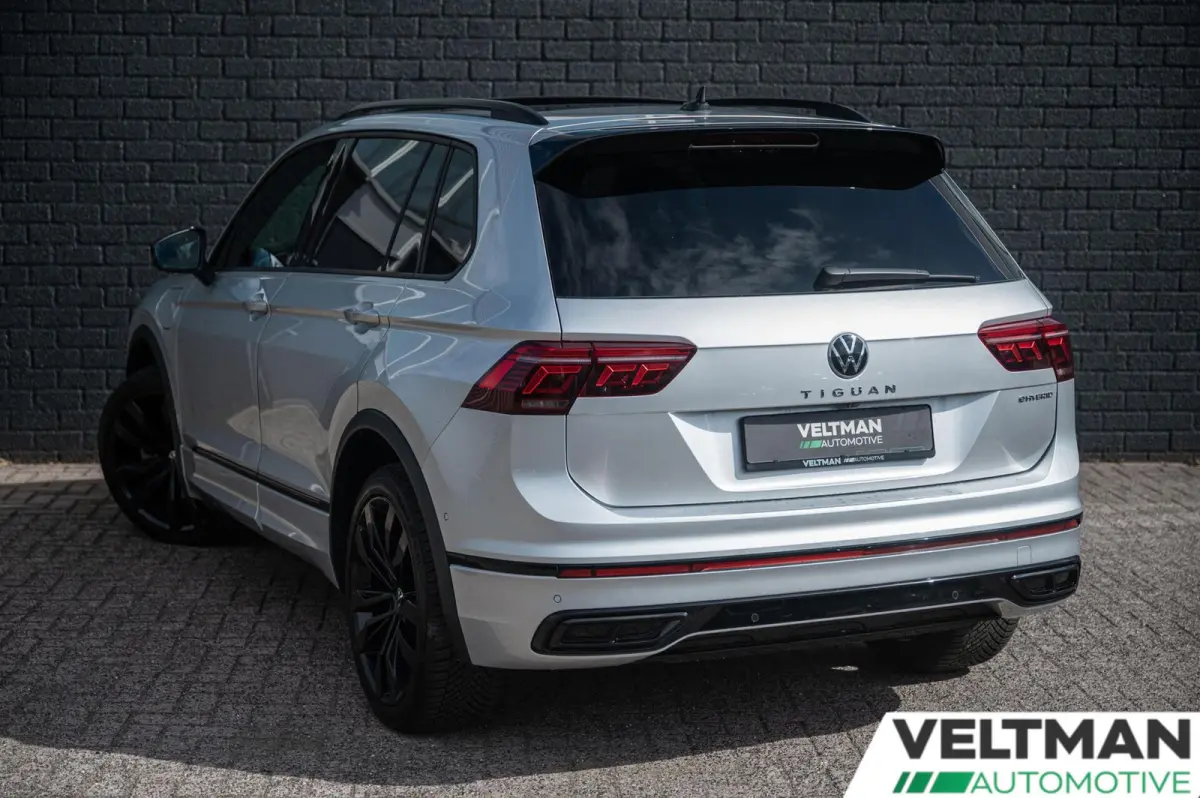 1.4 TSI eHybrid R-Line PANO TREKHAAK ACC STUURVERWARMING