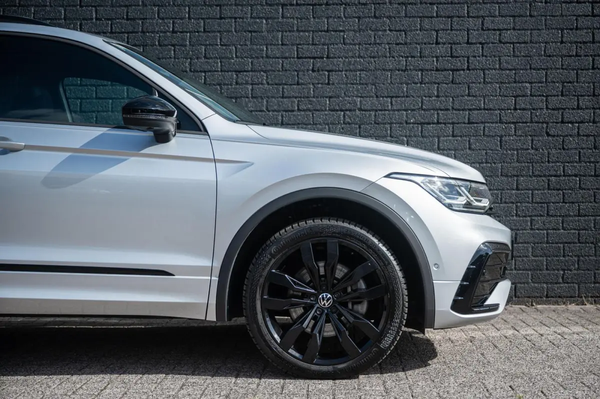 1.4 TSI eHybrid R-Line PANO TREKHAAK ACC STUURVERWARMING