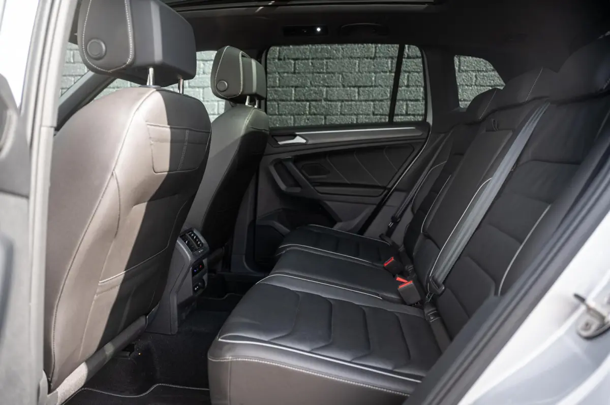 1.4 TSI eHybrid R-Line PANO TREKHAAK ACC STUURVERWARMING