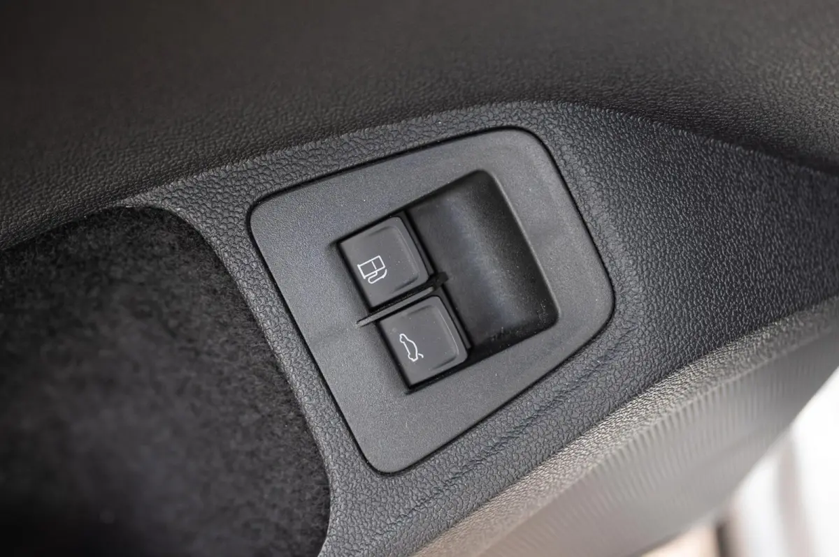 1.4 TSI eHybrid R-Line PANO TREKHAAK ACC STUURVERWARMING