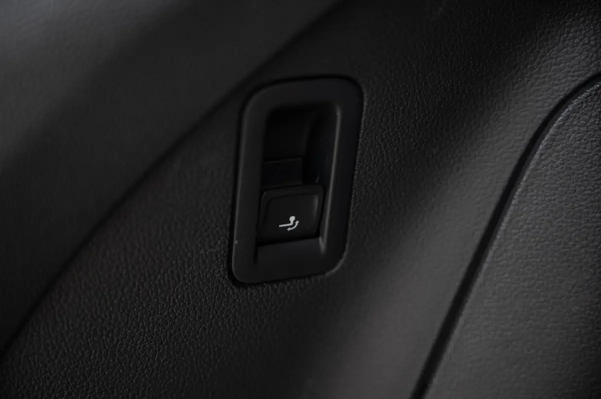1.4 TSI eHybrid R-Line PANO TREKHAAK ACC STUURVERWARMING