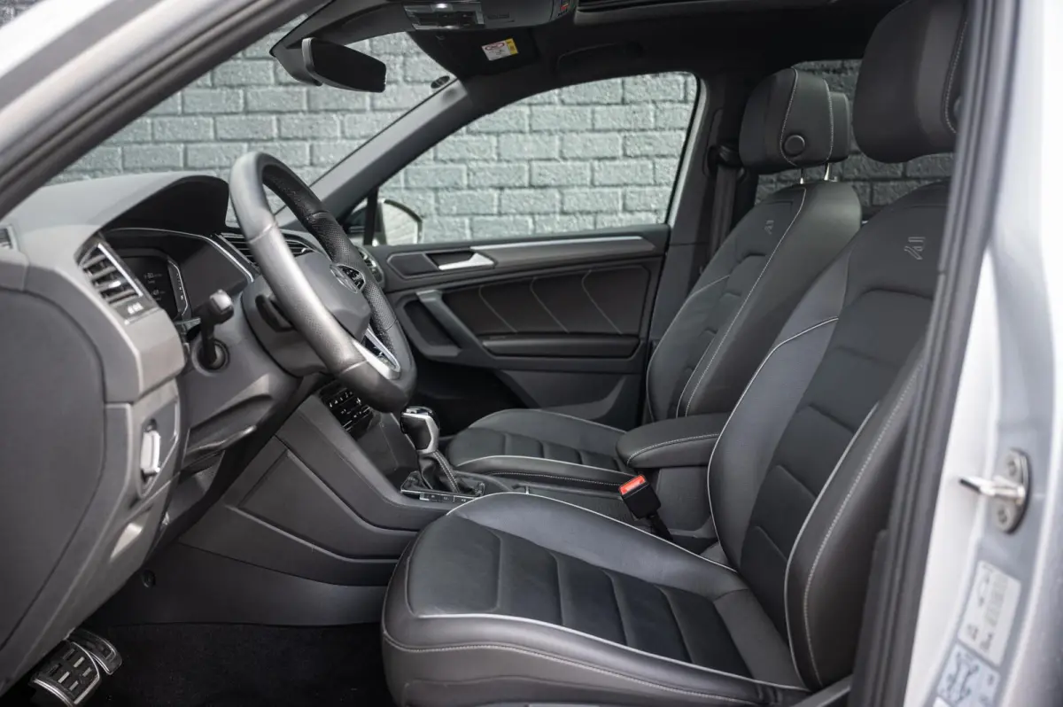 1.4 TSI eHybrid R-Line PANO TREKHAAK ACC STUURVERWARMING