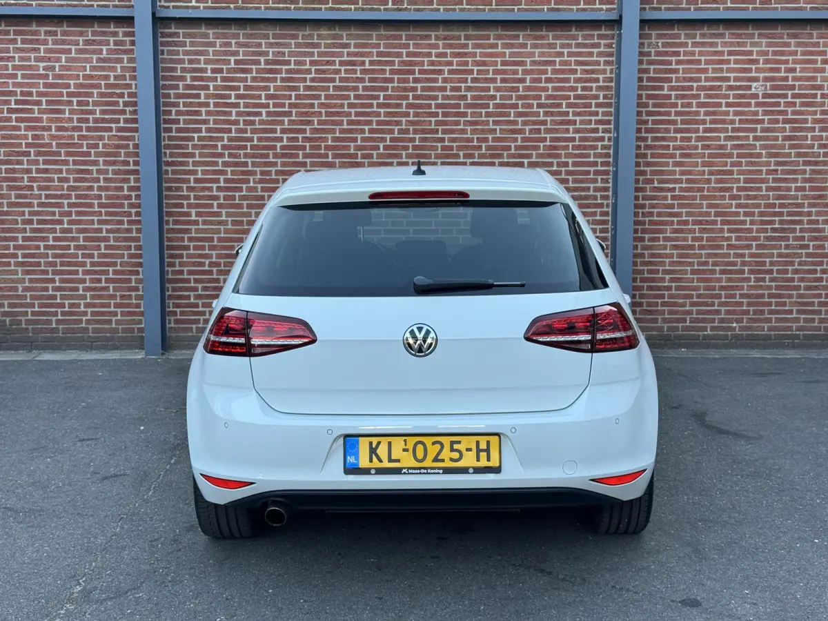 1.2 TSI Highline | Panoramadak | Xenon | Stoelverwarming | Navi/Carplay/Android | Keyles | 1e eigenaar |