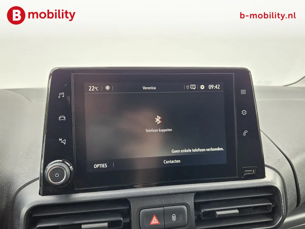 1.5D L1H1 Edition 130Pk Automaat Trekhaak Achteruitrijcamera | Apple CarPlay | Navigatie | Achteruitrijcamera | Cruise Control |