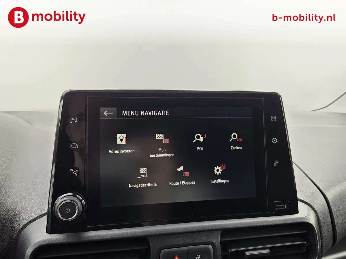 1.5D L1H1 Edition 130Pk Automaat Trekhaak Achteruitrijcamera | Apple CarPlay | Navigatie | Achteruitrijcamera | Cruise Control |