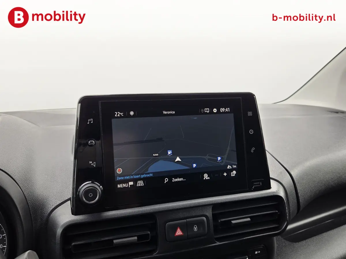 1.5D L1H1 Edition 130Pk Automaat Trekhaak Achteruitrijcamera | Apple CarPlay | Navigatie | Achteruitrijcamera | Cruise Control |
