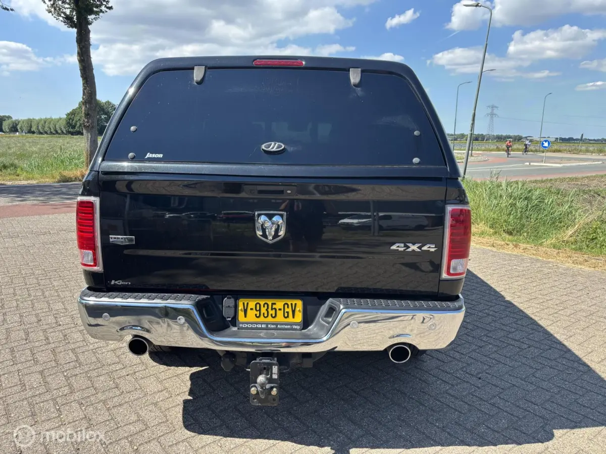 1500 Laramie Crew Cab 4x4